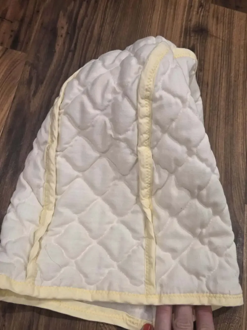Vtg White Quilted Kitchen Appliance Dust Covers Set of 2 Yellow Trim Soft